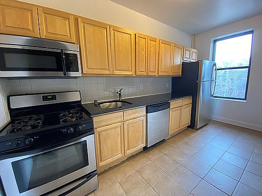 1st image of 855 Ocean Ave #5EE