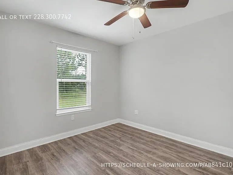 12056 Turnberry Cv — Photo 9