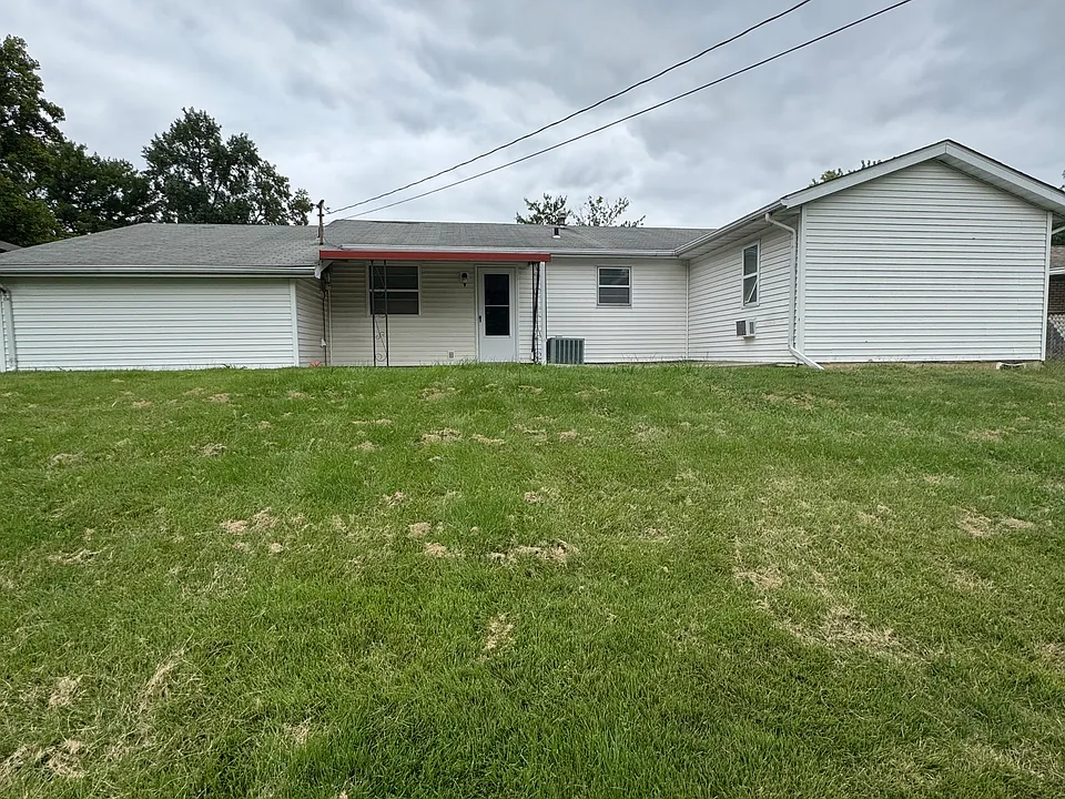 214 Vale Dr