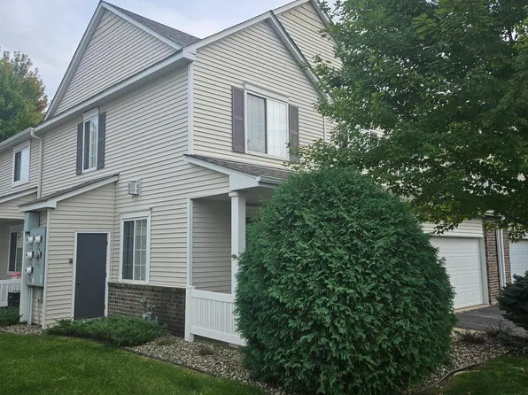 214 River Woods Dr W, Saint Paul Park, MN 55071