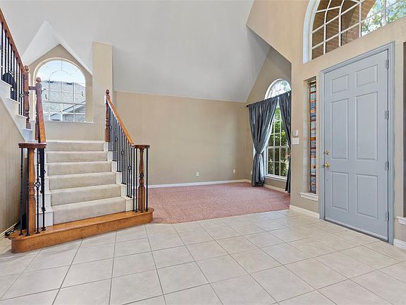4th image of 8304 Fountain Springs Dr #L