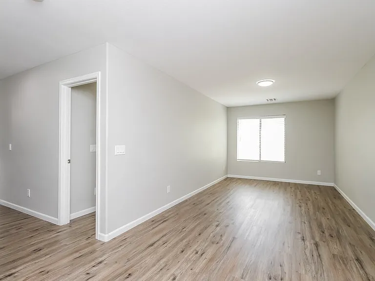 1198 E Dust Devil Dr — Photo 8