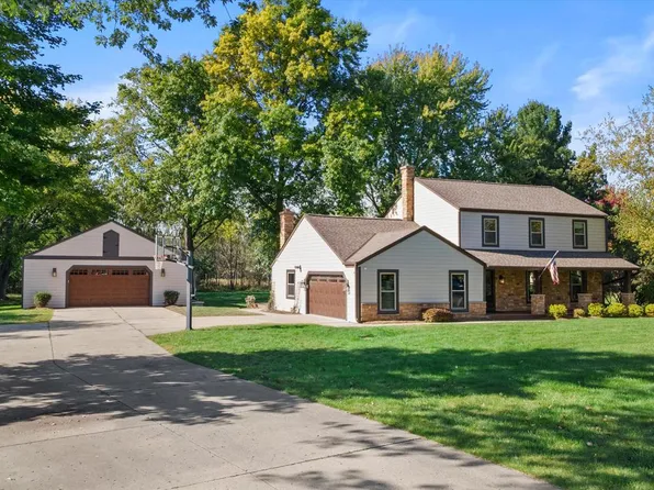 W288N7703 Appaloosa LANE, Hartland, WI 53029