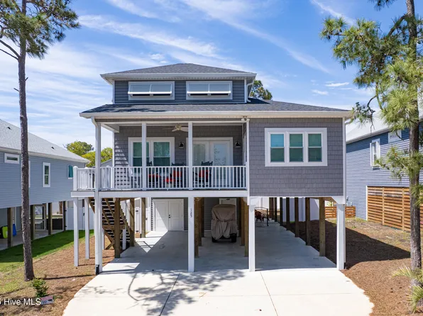 125 NE 34th Street, Oak Island, NC 28465