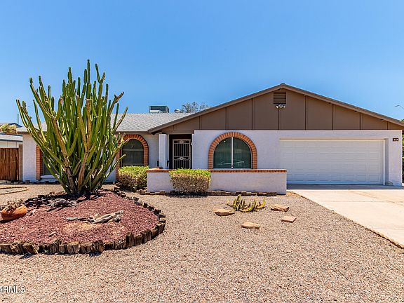 2nd image of 3833 W WOODRIDGE Drive