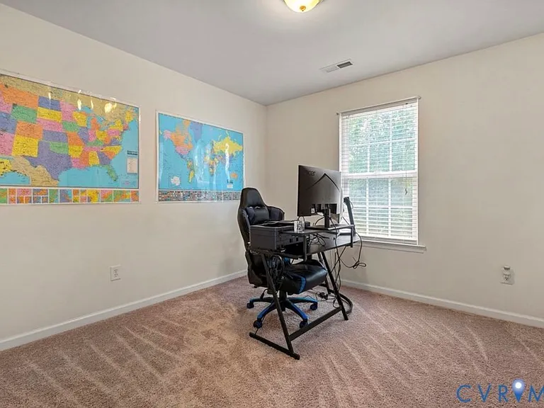 9018 Tow Hook Pl — Photo 17