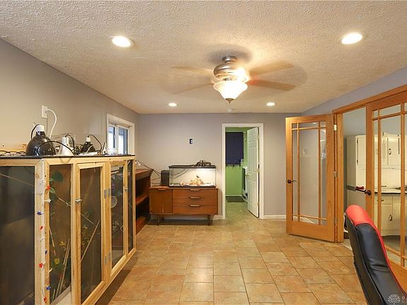 5th image of 5829 Traymore Dr