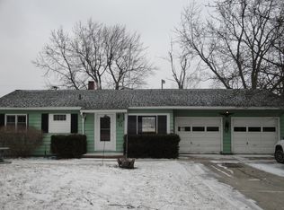 72 Davis Lake Rd, Lapeer, MI 48446