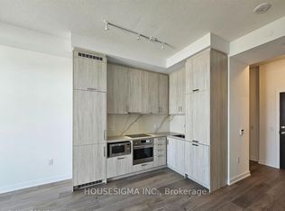 60 Honeycrisp Cres #1011, Vaughan, ON L4K 0N5