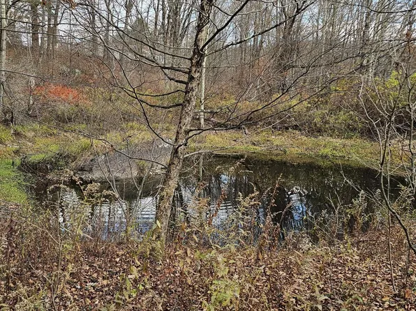 101 Delaware Dr, Damascus, PA 18415