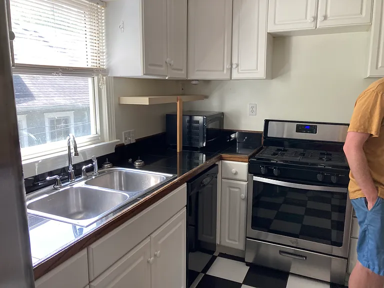 875 Vedado Way NE #B — Photo 17