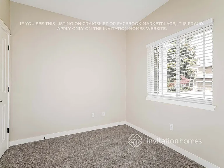 19426 90th Avenue Ct E — Photo 8