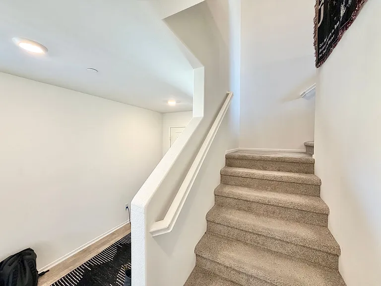 30607 Cyclone Ave — Photo 15