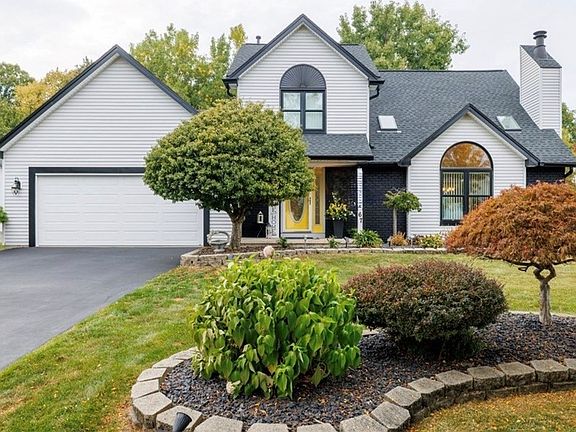 3rd image of 67 Rahway Ln