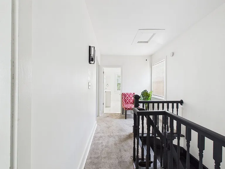 511 Harrison St — Photo 15