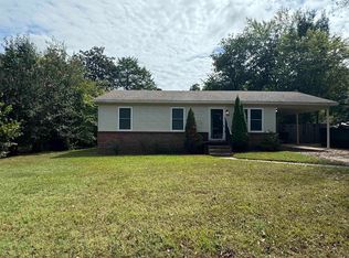 704 N Pine St, Searcy, AR 72143