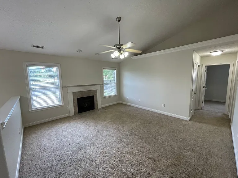 1417 Shining Armor Ln — Photo 5
