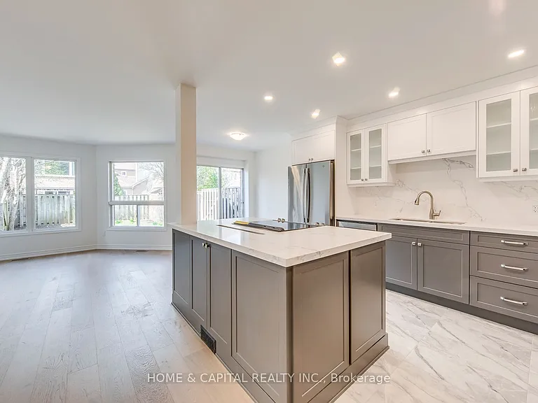 1210 Leewood Dr — Photo 11