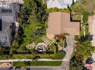 4057 Willowcrest Ave, Studio City, CA 91604