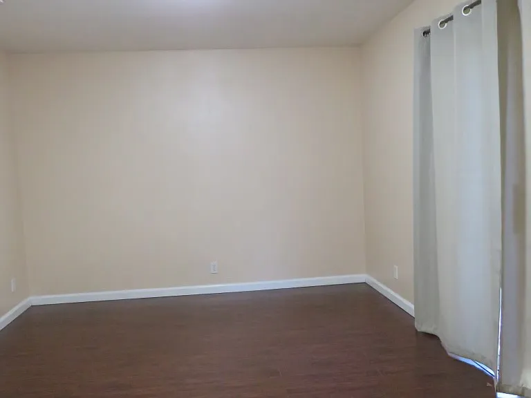 2230 S Hickory St — Photo 13