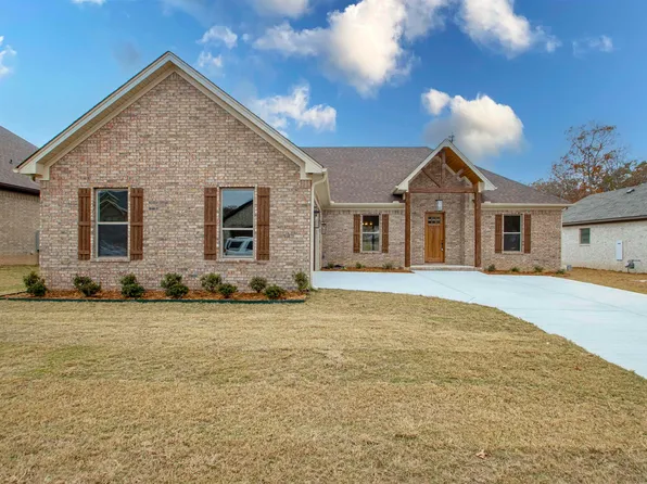 9897 Oak Forest Ln, Sherwood, AR 72120
