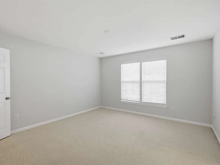45570 Trestle Ter — Photo 23