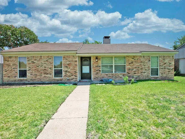 2106 Highwood Dr, Garland, TX 75041