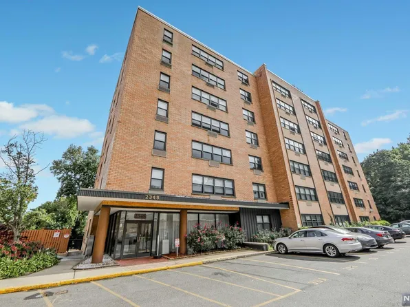 2348 Linwood Ave APT 4K, Fort Lee, NJ 07024