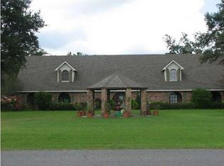 1004 Loretta St, St Martinvlle, LA 70582