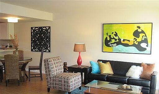 Loma Riviera Living Room