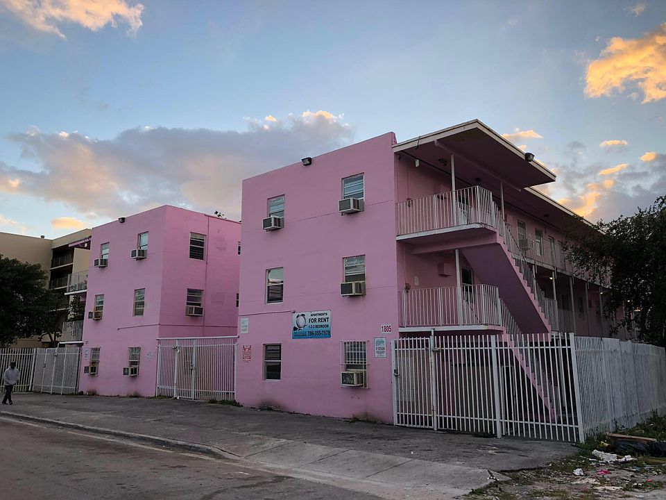 1st image of 1805 NW 2nd Ct APT 201