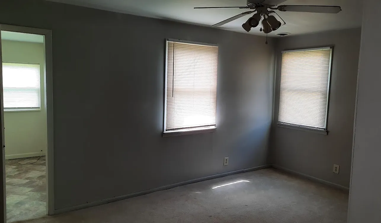 3 bed, $1,325 — Photo 3