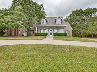 1417 Meyers Rd, Irving, TX 75060