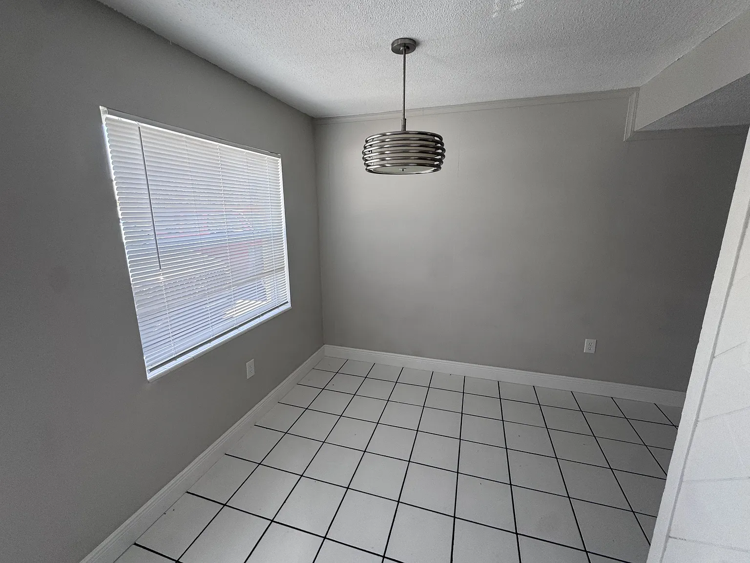 50 Needle Boulevard - 6 — Photo 3