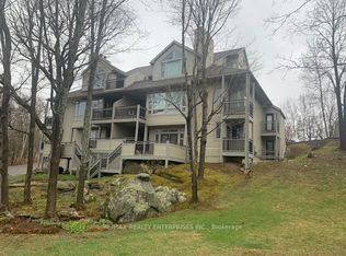 1711 Grandview Hilltop Dr, Huntsville, ON P1H 2N1