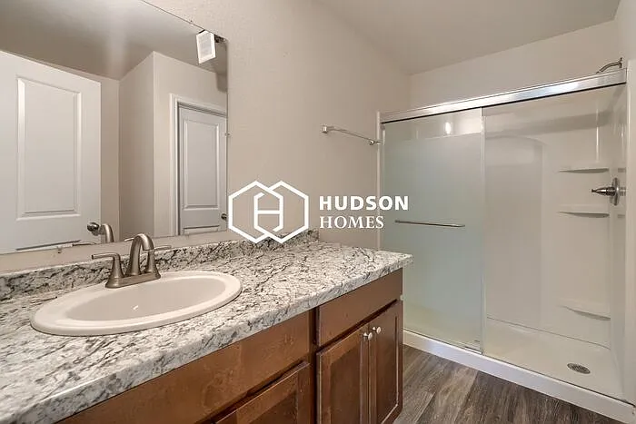 3208 Baylor St — Photo 11