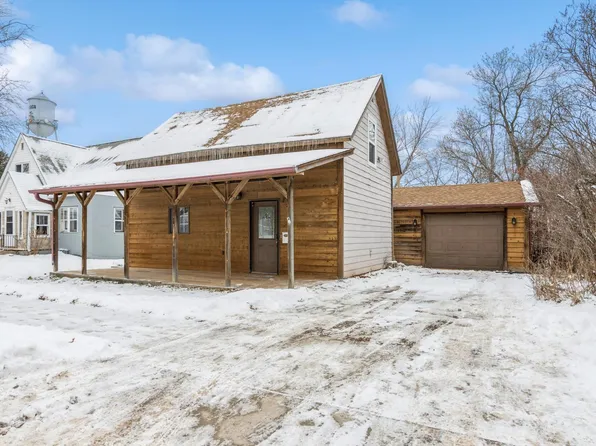 220 2nd St SE, Milaca, MN 56353
