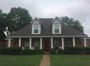 1213 Ranch Dr, Bonham, TX 75418