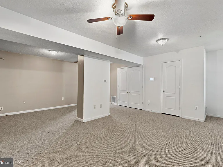1518 Deep Gorge Ct — Photo 27