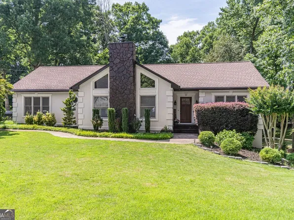 5050 Puritan Dr, Sugar Hill, GA 30518