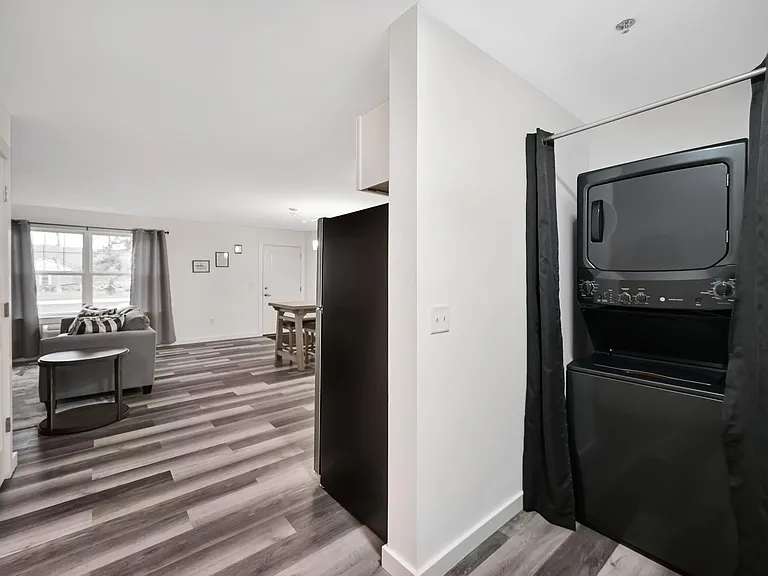 Mt. Nebo Apartments — Photo 20