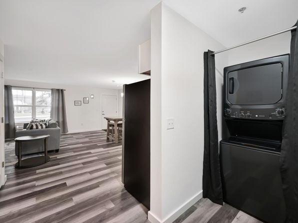 19 Mount Nebo Rd #111