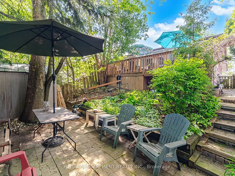 1926 Reiss Ct — Photo 45