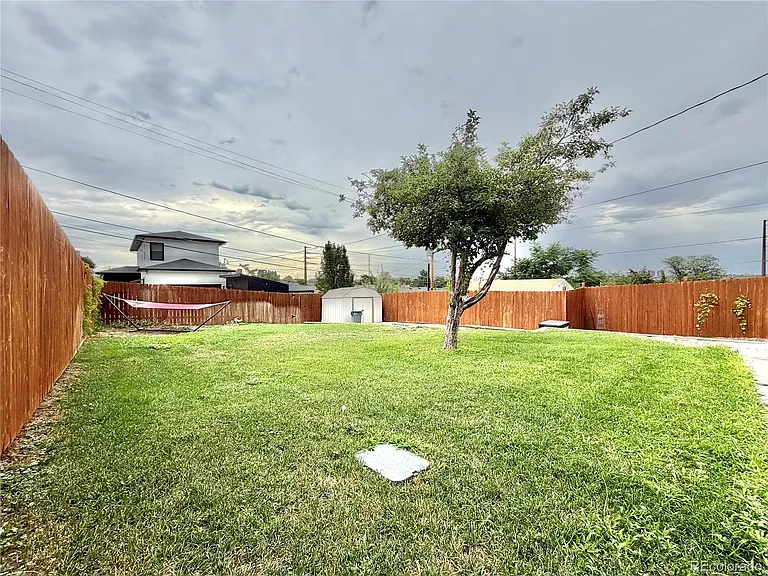 1285 W Gill Pl — Photo 31