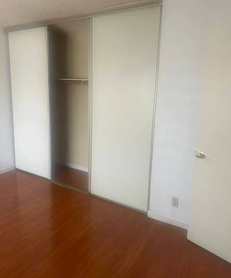 5 bed, 1564 sqft, $850 — Photo 3