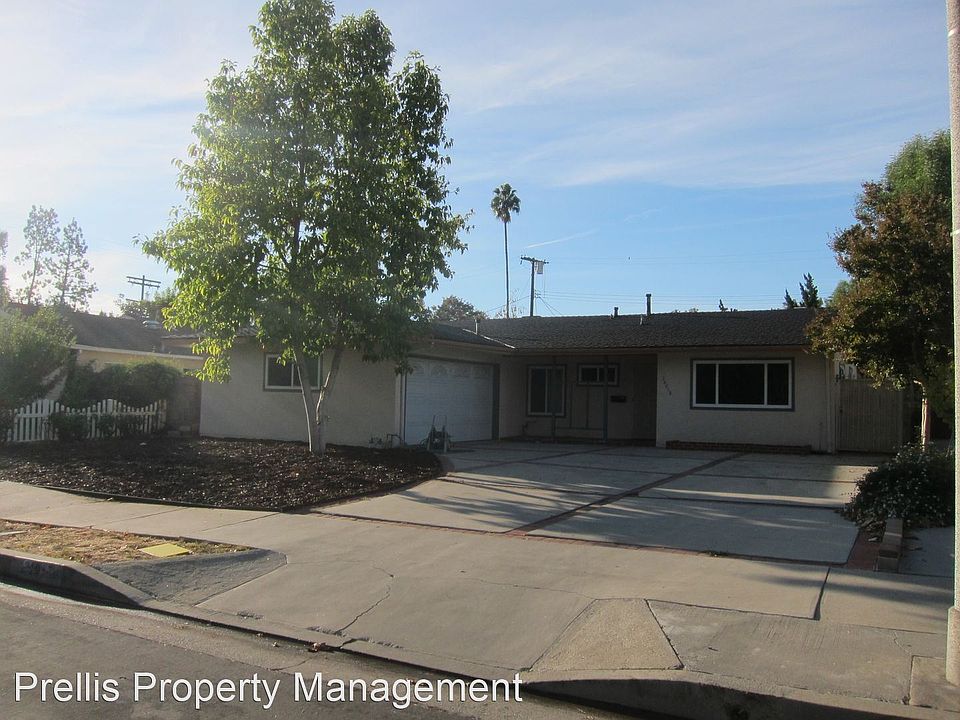 1st image of 24010 Kittridge St