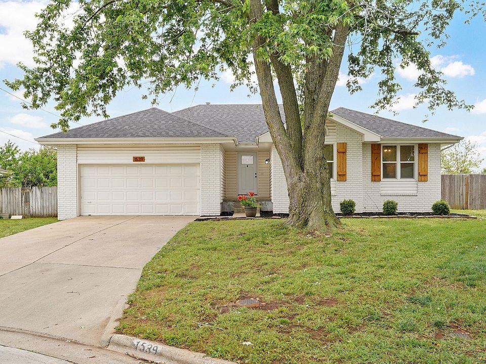 1st image of 1539 W Rockwood Court