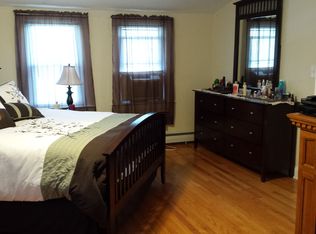 1402 Phenix Ave, Cranston, RI 02921