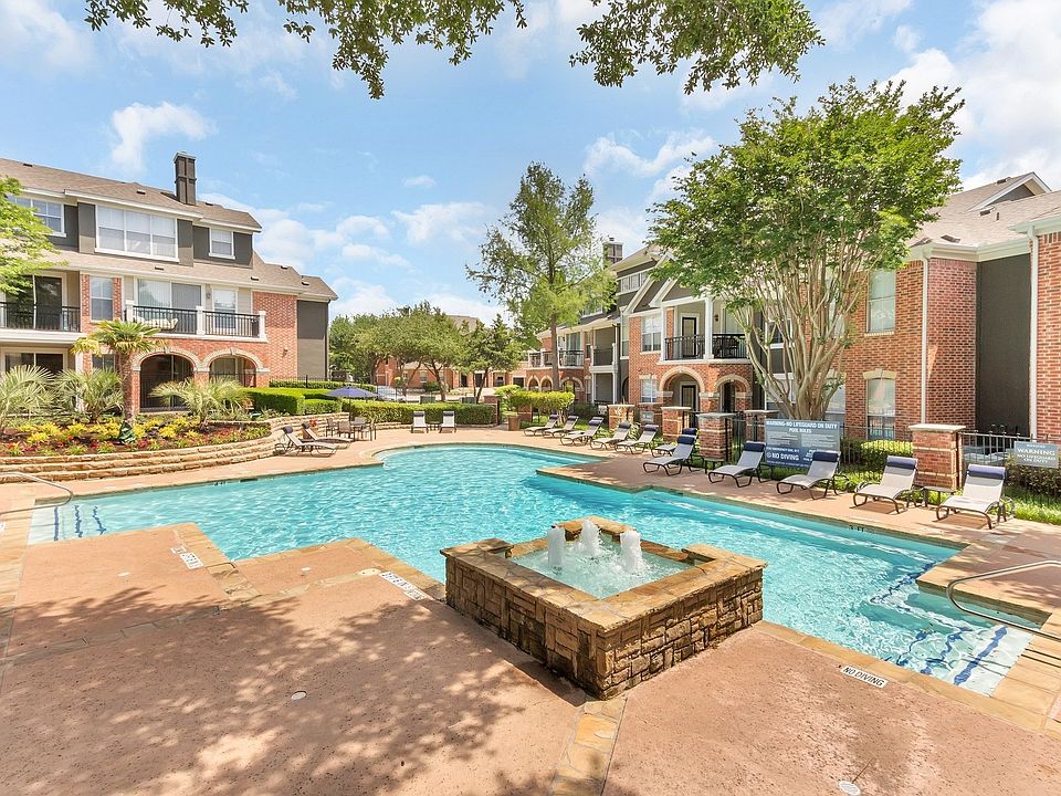 The amenity offerings of Windsor at Legacy has been tailored to serve all of your daily lifestyle needs.