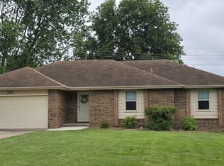2782 W Swan Street, Springfield, MO 65807